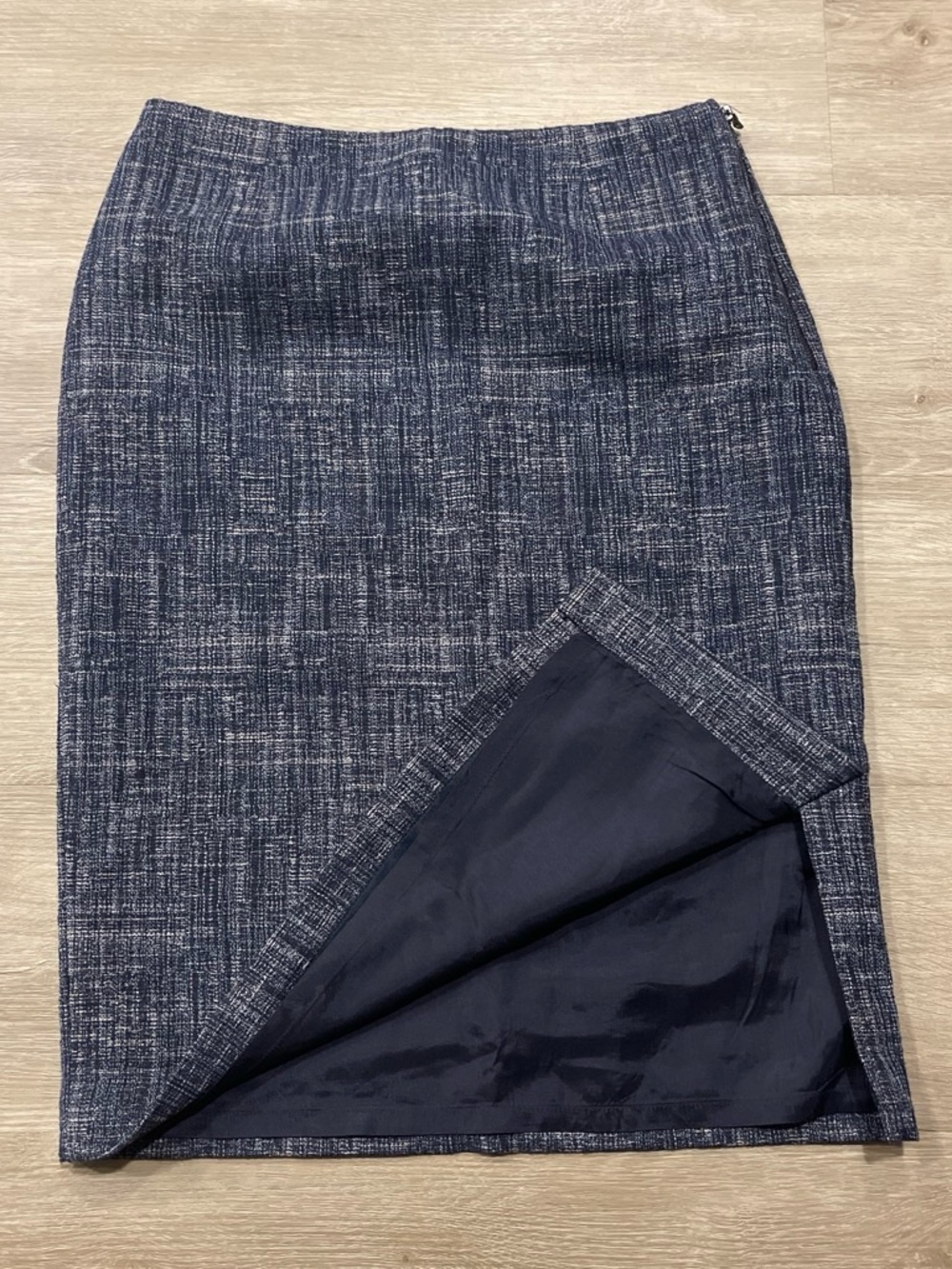 Banana republic work skirt size 2